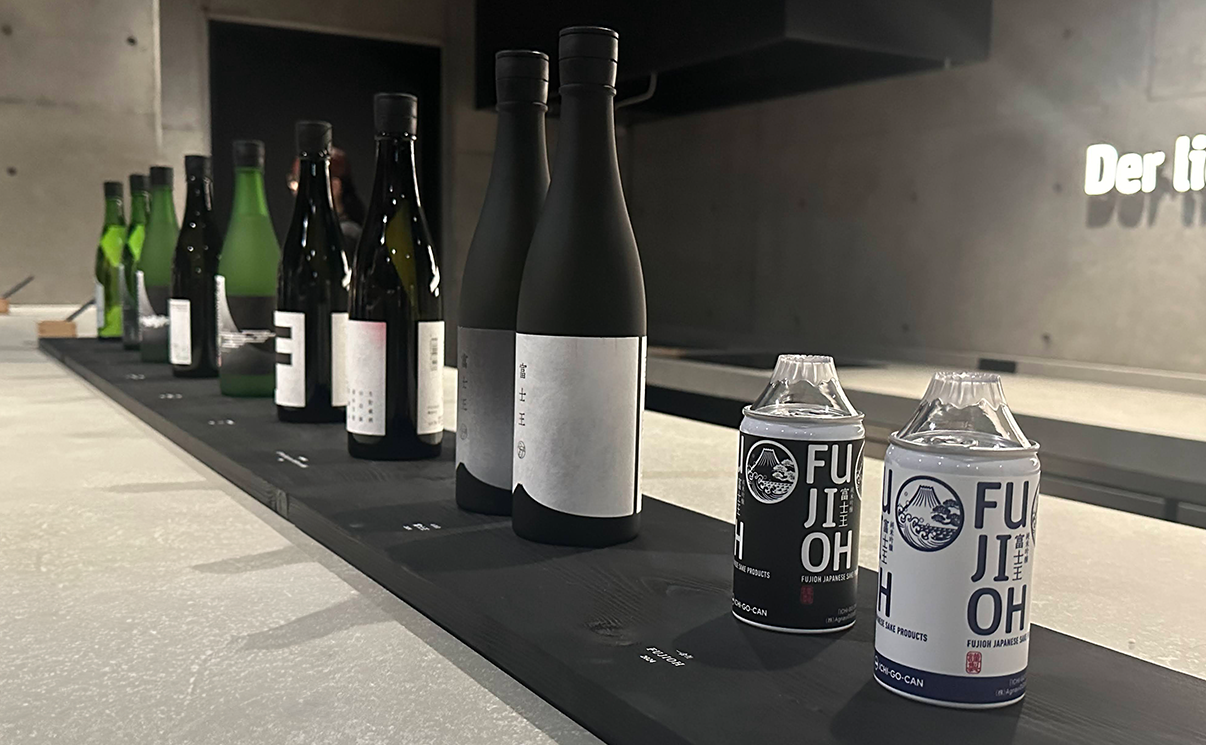 南青山で富士を目指す旅―DESIGNART TOKYO 2024 富士フイルムデザインセンター